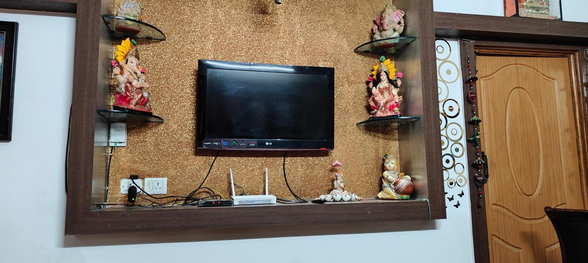 Luxury Ac In Center Of Jabalpur